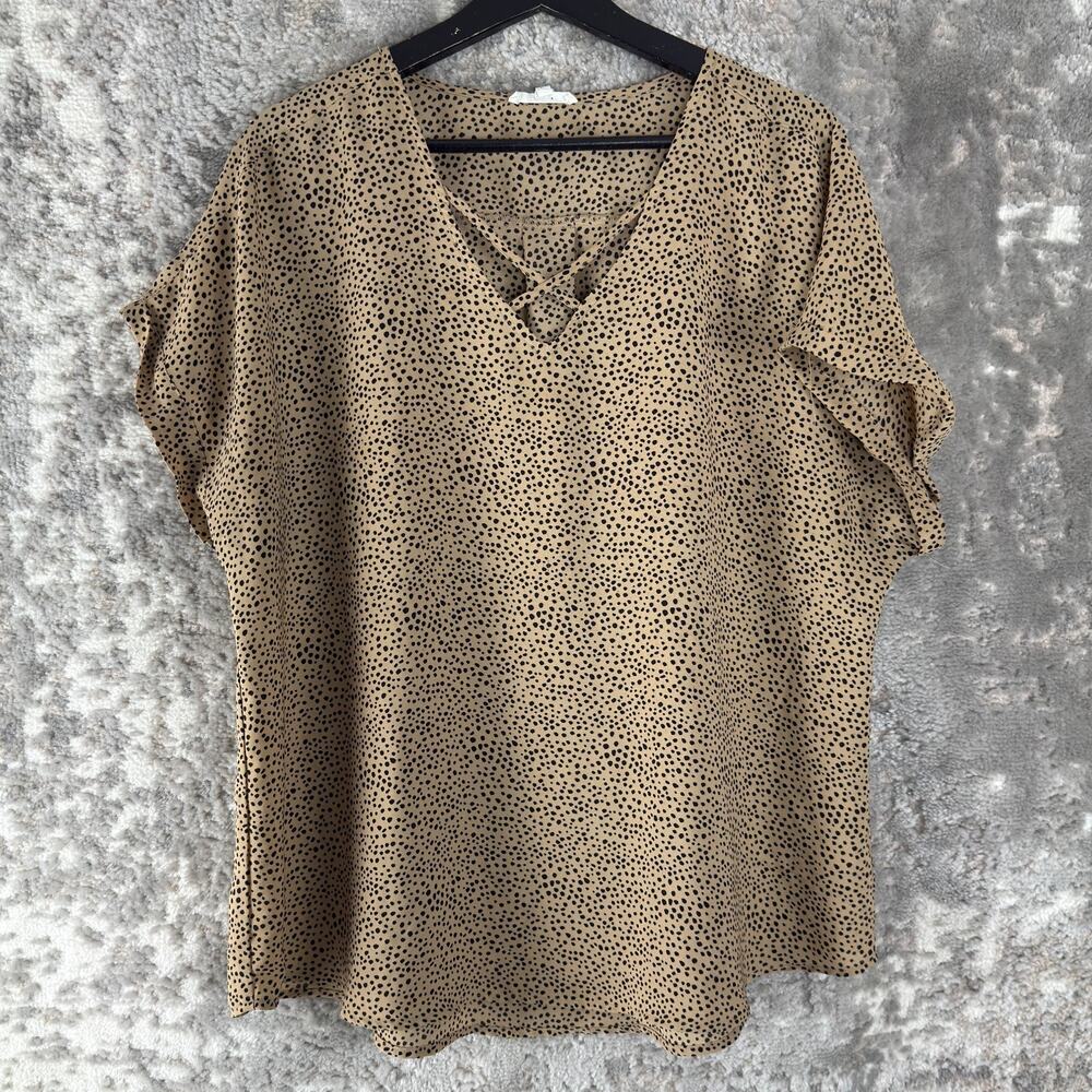 Maurices Size 0 Oversized Polka Dot V Neck Casual Top Brown Short Sleeve Blouse